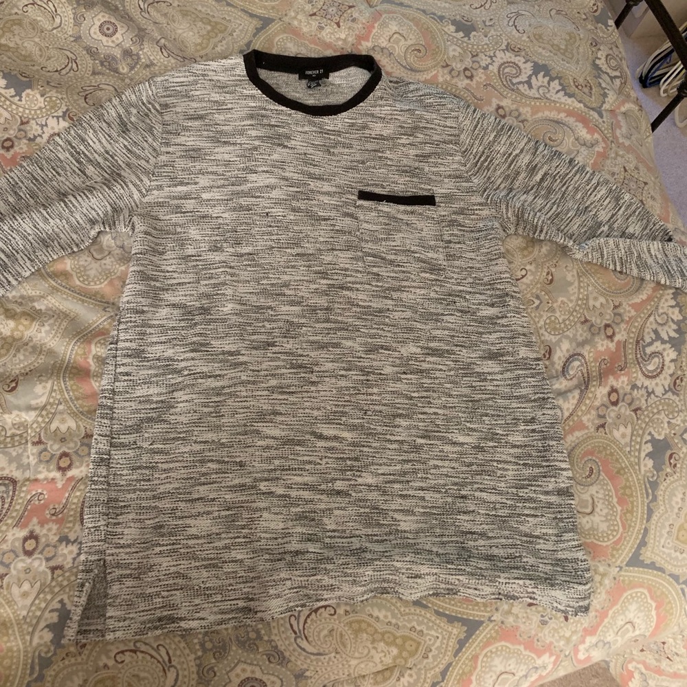 Men’s long sleeve shirt